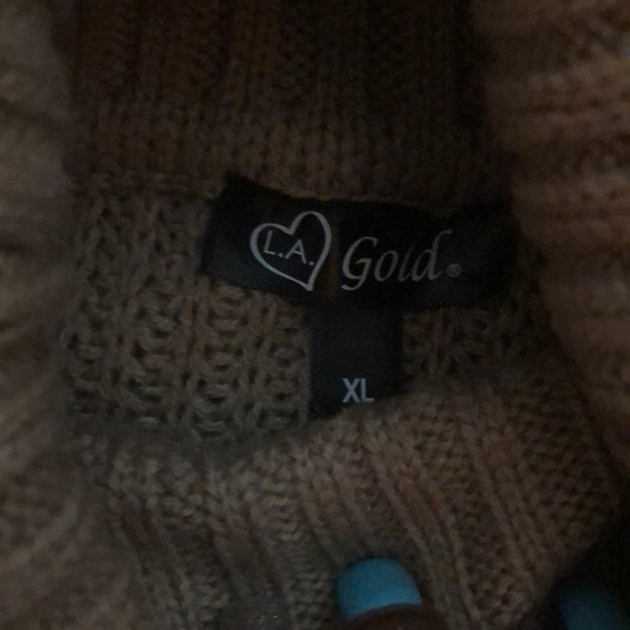 Turtle neck sweater - Picture 2 of 2